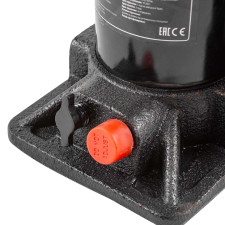 Домкрат бутылочный гидравлический с клапаном 4т (h min-178мм, h max-338мм, ход штока-110мм, ход винта-50мм) в кейсе