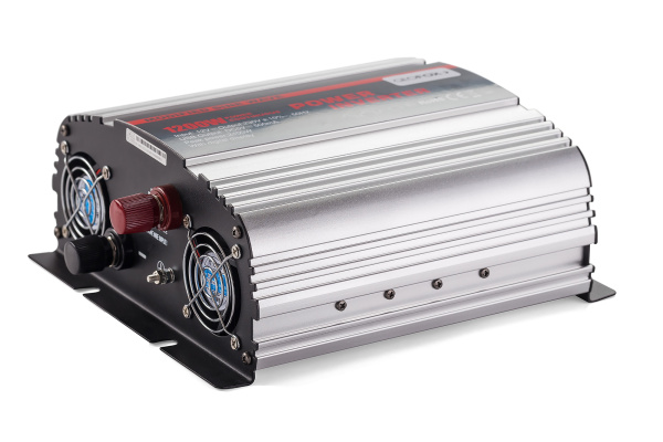 Автомобильный инвертор Geofox MD 1200W/12v -2р