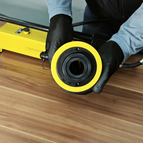 Гидравлический цилиндр 20т. с полым штоком Car-Tool CT-3439_1(Уценка)