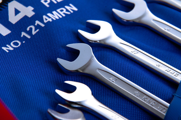 Набор комбинированных ключей, 10-32 мм, чехол из теторона, 14 предметов KING TONY 1214MRN