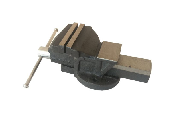 Тиски стальные с наковальней 4''-100мм