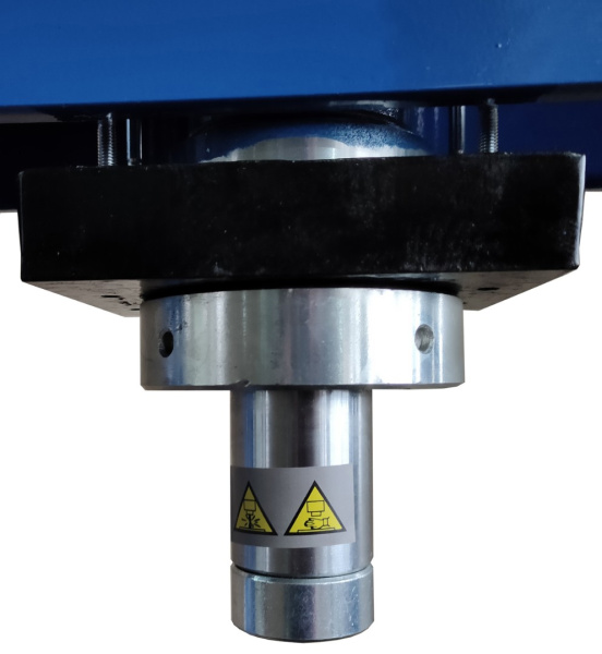 Пресс AE&T T61220TMFA с ножным и пневматический приводом (20т)