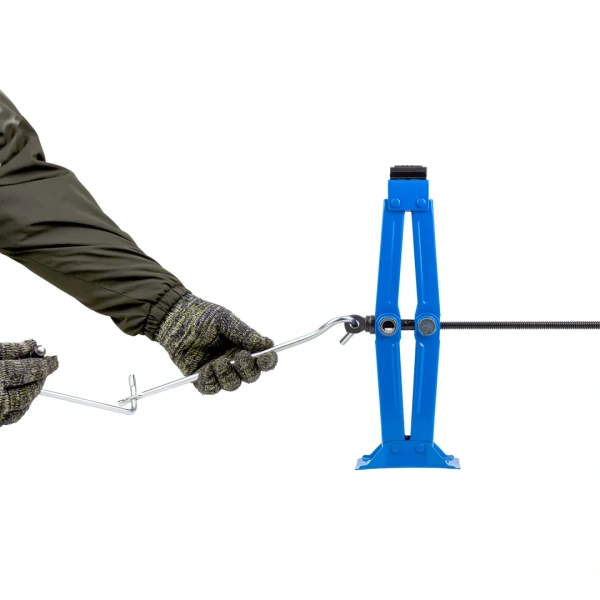 Домкрат механический ''ромб''1,5т с резиновой накладкой (h min 104мм, h max 385мм, L-415мм)