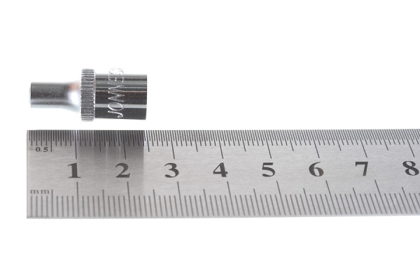 Головка торцевая JONNESWAY S04H2104 (1/4" ;DR, 4 мм)