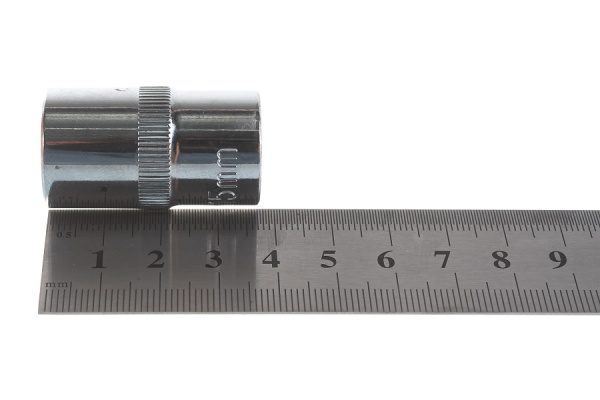 Головка торцевая Ombra 112015 (1/2";DR, 15 мм)