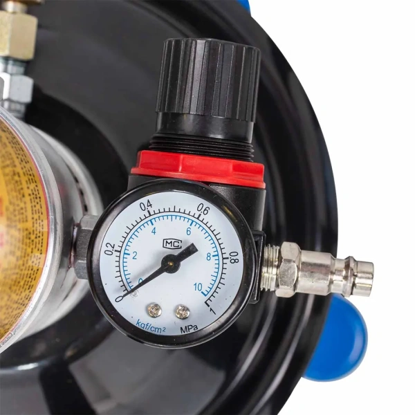 Нагнетатель смазки пневматический перекатной (объем бака 12л)