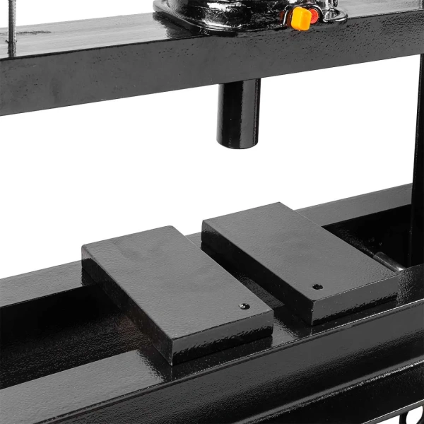 Пресс гидравлический напольный домкратного типа 20т(раб. высота: 0-710мм, раб. ширина: 640мм, ход штока:154мм)