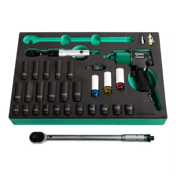Набор пневмоинструмента с гайковертом GARWIN PRO 646500 (31 пр. в ложементе EVA)