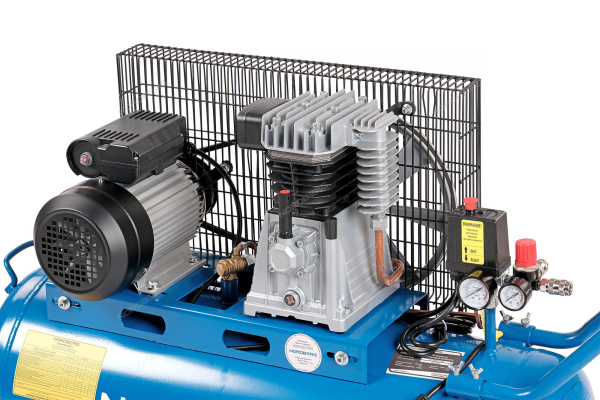 Компрессор поршневой с ременной передачей 380В ресивер 100 л 390 л/мин NORDBERG NCE100/391