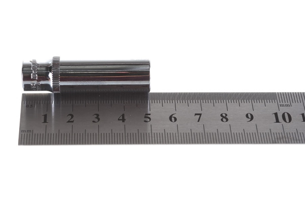 Головка торцевая глубокая Ombra 114110 (1/4" DR, 10 мм)