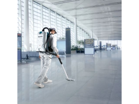 Аккум. ранцевый пылесос MAKITA XGT VC011GZ в кор.