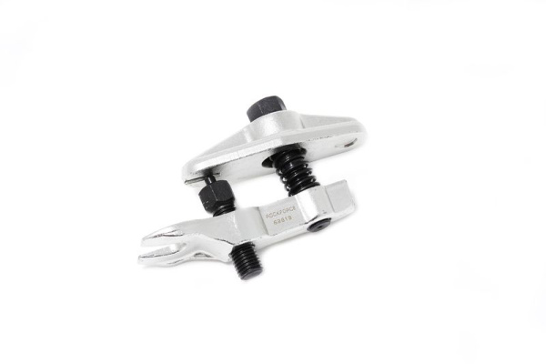 Съемник шаровых опор и наконечников рулевых тяг (зев-17мм, рабочая глубина-70мм)