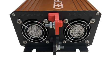 Автомобильный инвертор Geofox P 2000W/12v