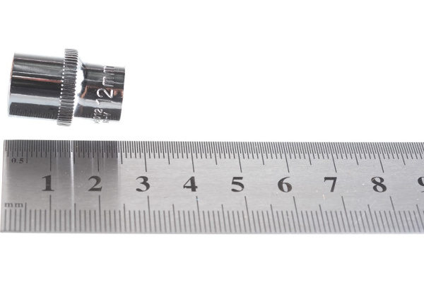 114012 Головка торцевая 1/4"DR, 12 мм