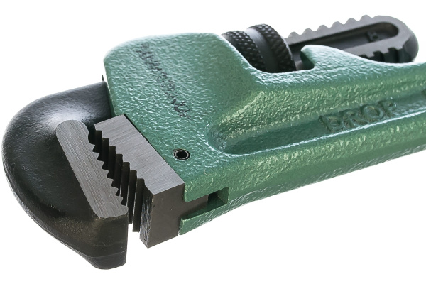 Ключ трубный JONNESWAY W2808 (8")