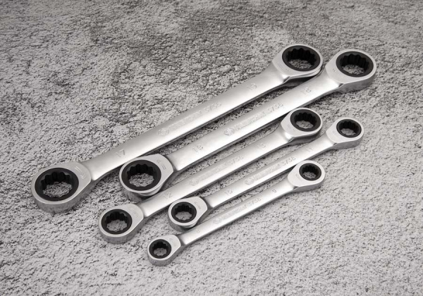 Ключ трещоточный накидной KING TONY, прямой