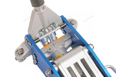 Домкрат подкатной алюминиевый 3 т NORDBERG N32030N