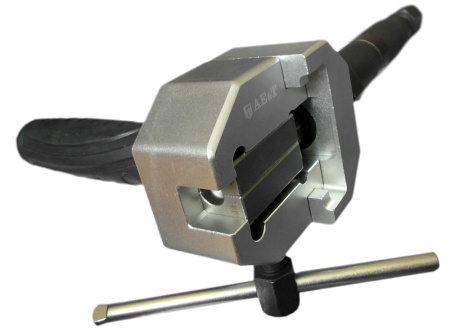 Инструмент для развальцовки труб проф. мощный AE&T TA-VT13881