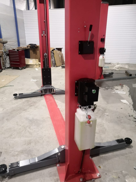 Двухстоечный подъемник TLT 235SB LAUNCH (3.5т) 220/380В