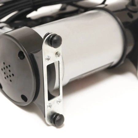 Компрессор поршневой автомобильный с фонарем F-581 ''FORSAGE''(35л/мин, 15А) 12V