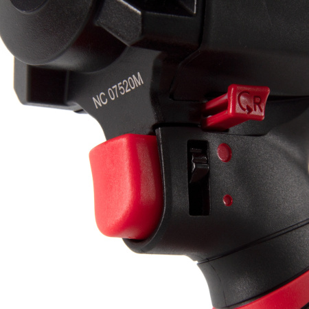 Гайковерт пневматический ударный укороченный MIGHTY SEVEN NC-4670Q (1/2", 884 Нм)