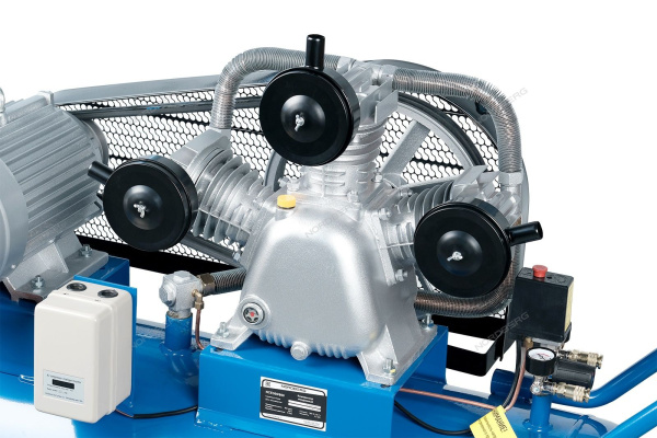 NORDBERG Компрессор NCE300/800 3-х поршн., ременной, чугунная головка, 380В, ресивер 300л, 800л/мин