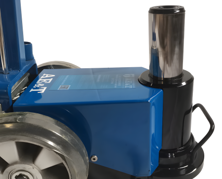 Домкрат пневмогидравлический подкатной AE&T HJ-30