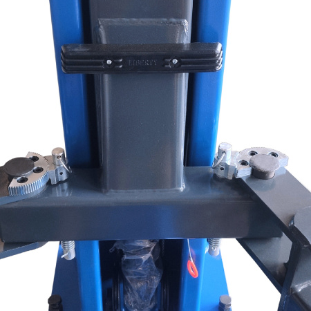 Двухстоечный подъемник AE&T Т4 UNITED HYDRAULICS, (4т) 220/380B