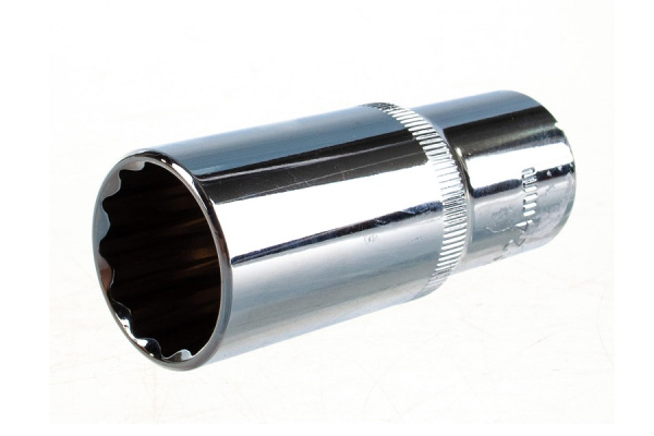 Головка торцевая глубокая 12-гранная Ombra 112224 (1/2" DR, 24 мм)