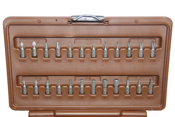 Набор инструмента универсальный Ombra OMT57S (57 пр)