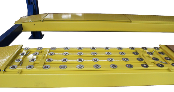 Подъемник четырехстоечный AE&T F5.5-4 (5.5т) с траверсой для сход-развала