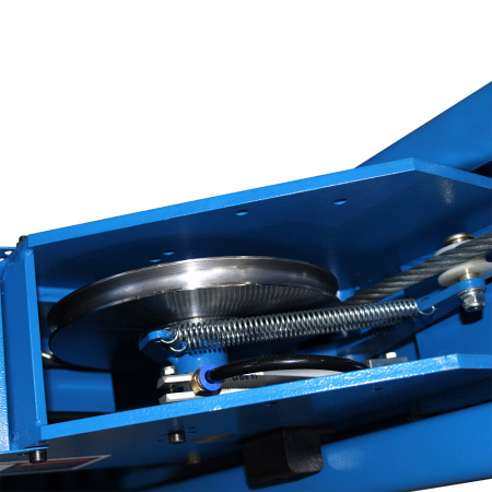 Подъемник четырехстоечный AE&T F4.5D-4 (4.5 т, с траверсой для сход-развала)