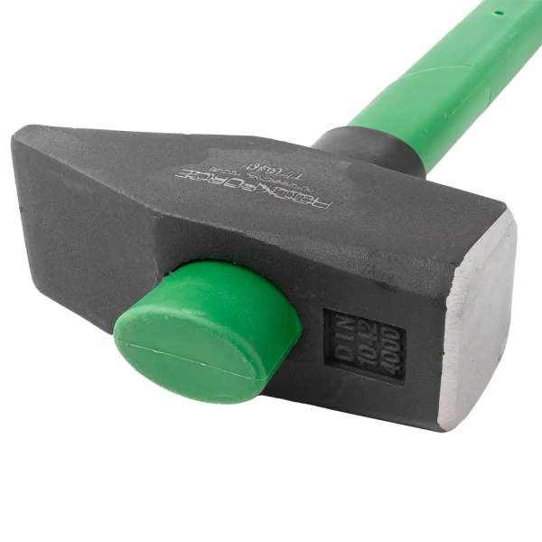 Молоток с фиберглассовой ручкой и резиновой противоскользящей накладкой (4000гр.,L ручки-800мм)