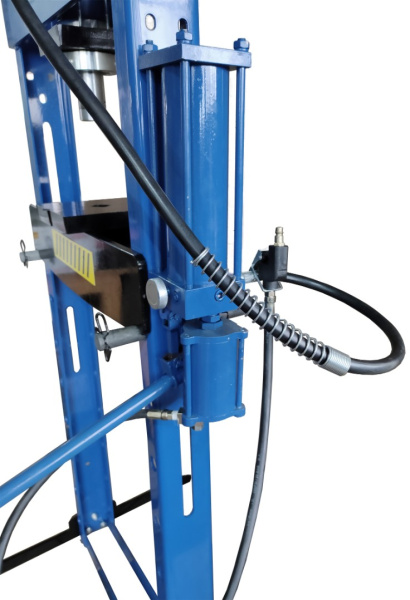 Пресс AE&T T61220TMFA с ножным и пневматический приводом (20т)