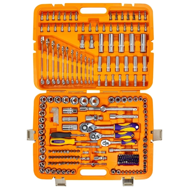 Набор инструментов 216пр. 1/4''3/8''1/2''(6гр.)(4-32мм) в пласт. кейсе