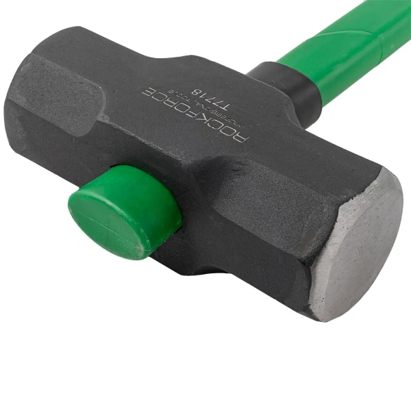 Кувалда с фиберглассовой ручкой и резиновой противоскользящей накладкой (8100г,L ручки-800мм)