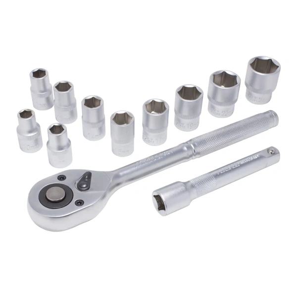 Набор головок с трещоткой и удлинителем 12пр.1/2''(6гр)(10-15,17,19,22,24мм),в пласт. держателе