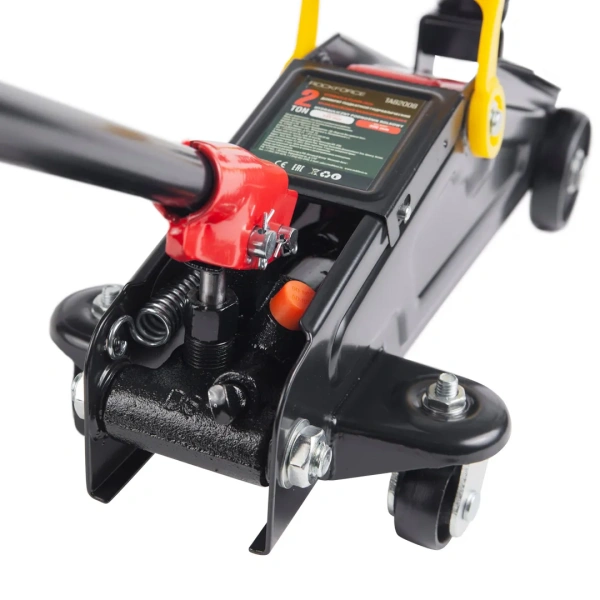 Домкрат подкатной гидравлический 2т (h min 135мм, h max 300мм)