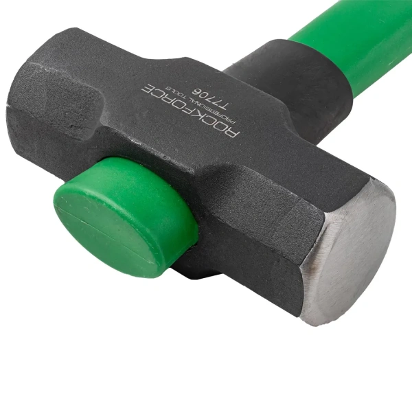 Кувалда с фиберглассовой ручкой и резиновой противоскользящей накладкой (2700г,L ручки-800мм)