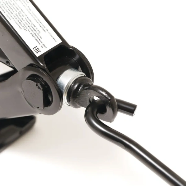 Домкрат механический ''ромб''2т с резиновой накладкой(H min 115мм, H max 405мм, длина в слож. виде 400мм) в водоотталк.чехле с трещот.рукояткой 335мм