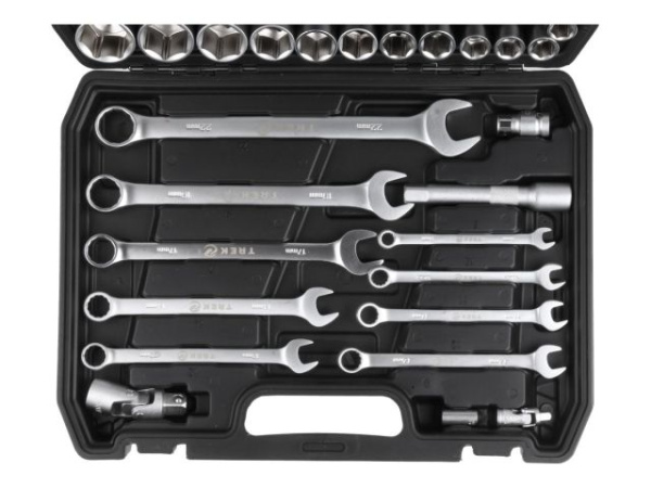 Набор головок и ключей 82пр. TREK