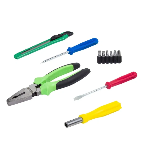 Набор инструментов 11пр.(биты:PH1,2,3,SL4,5,6мм,отвертка-битодержатель 120мм,отвертки:PH0х65мм,SL3х65мм,нож канцелярский,плоскогубцы 165мм),в блистере