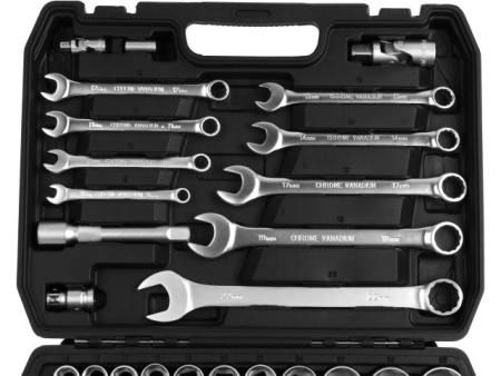 Набор головок и ключей 82пр. TREK