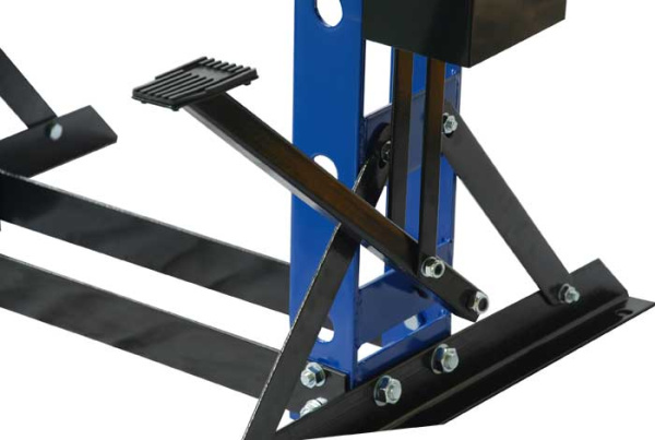 Гидравлический пресс 30 т с ножной педалью AE&T Т61230F