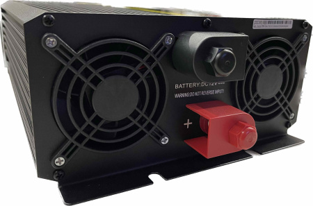 Автомобильный инвертор Geofox MD 2000W-12V/UPS