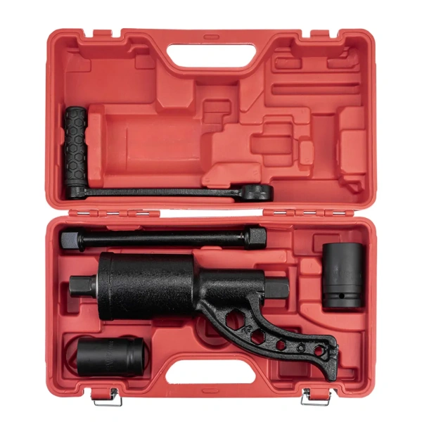 Набор инструмента: гайковерт ручной с редуктором в комплекте с головками