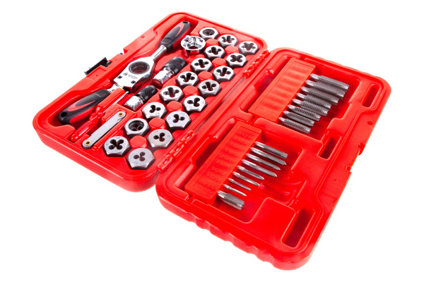 Набор метчиков и плашек SK-5 M3-M12, кейс, 40 предметов МАСТАК 351-00040C