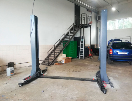 Подъёмник двухстоечный электрогидравлический с нижней синхронизацией, г/п 5.0 т Хорекс Авто HL-5.0HZ