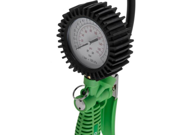 Пистолет для подкачки шин ECO TIG-50 с манометром