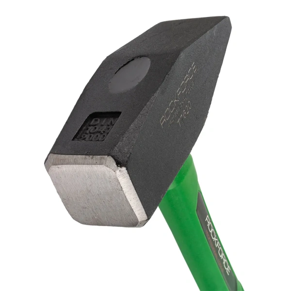 Молоток слесарный 2000г.